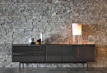 Буфет с 3 глянцевыми дверками и 2 ящиками - min/670