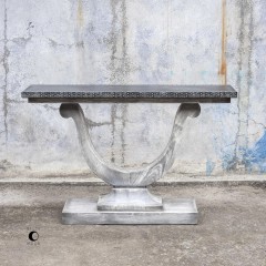 Консоль с металлической столешницей на фигурном подстолье - utr/3029