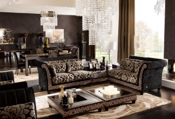 Квадратный стол с декорированной царгой и центральной нишей - fln/033