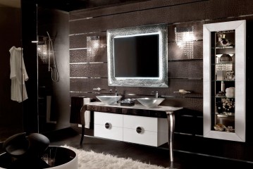 Прямоугольное зеркало в серебристой раме с подсветкой - fln/181