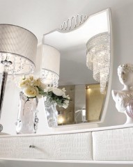 Настенное зеркало с декорированным топом - fln/180