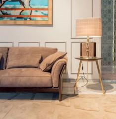 Круглый столик на латунном подстолье с 3 ножками - fmi/210