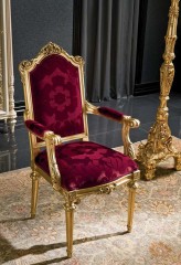 Бархатный стул цвета фуксии на позолоченном резном каркасе - slk/219