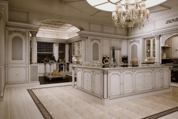 Большая белая классическая кухня в отделке коричневым мрамором - prg/225