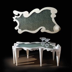 Белый столик с фигурной столешницей и стеклянной вставкой - ezb/610