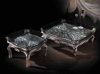 Резной серебристый столик со стеклянной столешницей с бортиками - ezb/486