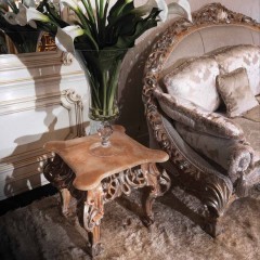 Фигурный мраморный столик карамельного оттенка на резном подстолье - ezb/512