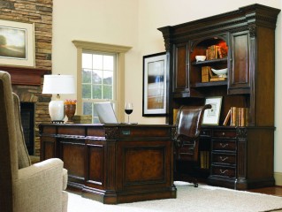 Темный кабинет из массива с тонированной резьбой - hkf/0272