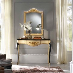 Прямоугольное зеркало в золотистой раме с фигурным топом - mdg/1045