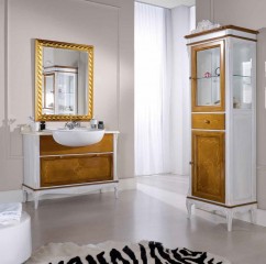 Зеркало в позолоченной раме с витым резным декором - mdg/1079