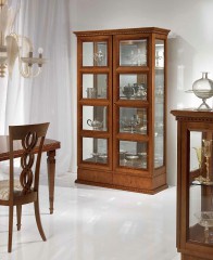 Витрина с резным карнизом - mcrl/250