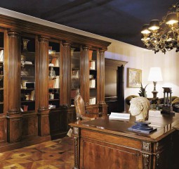 Кабинет со шкафом, украшенным резными пилястрами - mfmn/0539