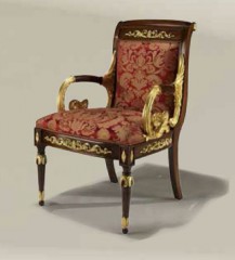 Обеденный стул с позолоченным резным декором - mfmn/0507