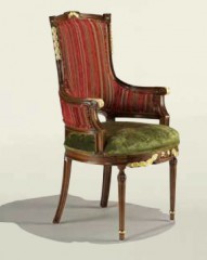 Обеденный резной стул с позолотой и бархатной обивкой - mfmn/0509