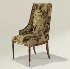 Стул обеденный с маленькими подлокотниками и бархатной обивкой - mfmn/0522