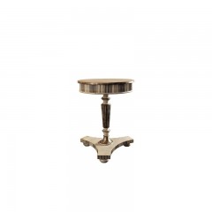 Патинированный столик цвета кофе с молоком - vgf/573