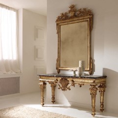 Прямоугольное высокое зеркало в резной раме светлого дерева - msvgf/0380