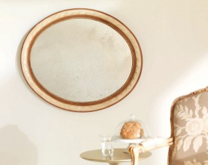 Лаконичное зеркало в светлом и коричневом тонах с рисунком и резьбой - msvgf/0185