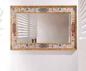 Нежное прямоугольное зеркало в бело-золотой раме с рисунками - msvgf/0070