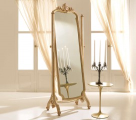 Большое напольное зеркало на опоре из светлого дерева - msvgf/0085