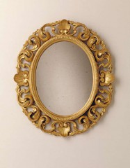 Овальное небольшое зеркало в золотой резной раме - msvgf/0096