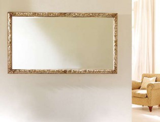 Лаконичное прямоугольное зеркало с узкой золотистой рамой - msvgf/0068
