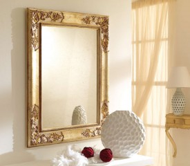 Прямоугольное зеркало в состаренной золотистой раме с резной отделкой - msvgf/0061