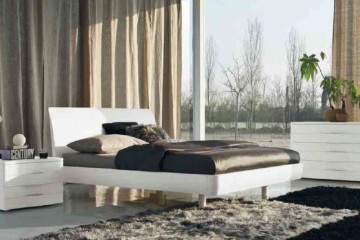 Спальня с двуспальной кроватью, комодом и двумя тумбами - mcnds/0017