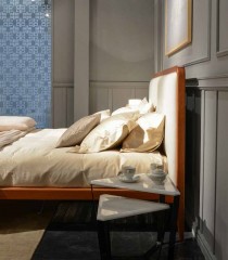 Столик с треугольной белой столешницей - fmi/195