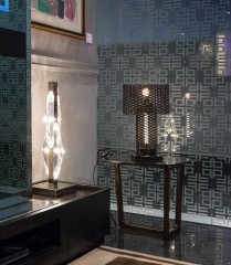 Полированный коричневый столик с овальной столешницей - fmi/201