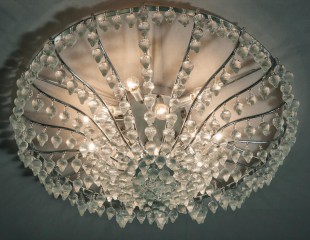 Серебристая круглая люстра с фигурными подвесками из муранского стекла - pzg/024