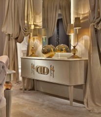 Глянцевый буфет кремового оттенка с позолоченной отделкой - dlf/406