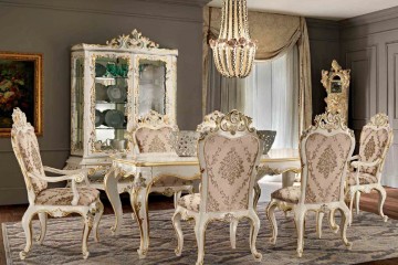 Стул на резном белом каркасе в узорчатой бежевой обивке - mdg/0572