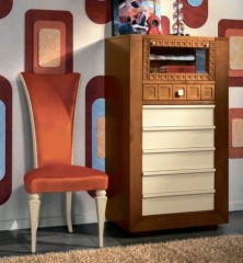 Высокий комод с контрастным фасадом - marca/194