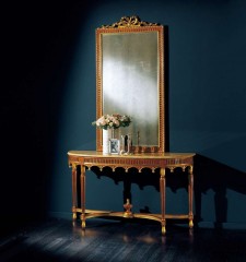 Зеркало с фигурной резной композицией - marm/358