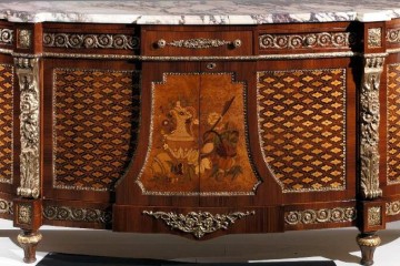 Полукруглый комод со светлой мраморной столешницей - marm/528