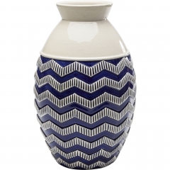 Белая ваза с синими зигзагами - krc/0392