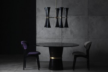 Полированный стол цвета мокко с латунным кольцом на опоре - che/353